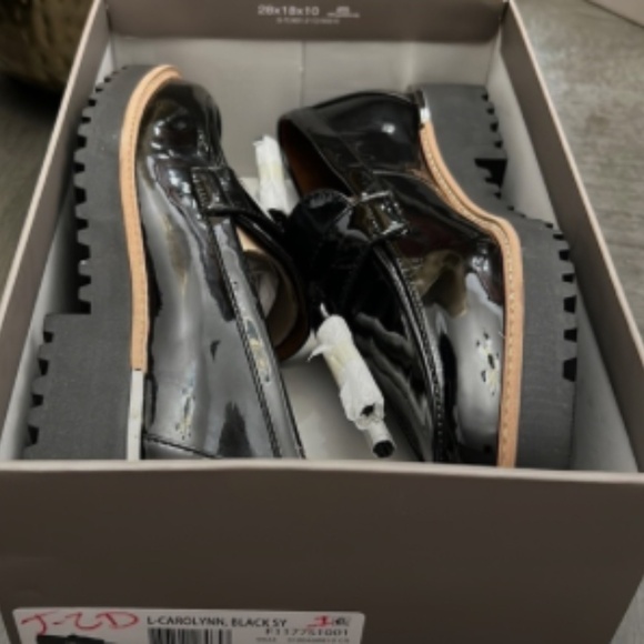 Franco Sarto Carolynn Tassel Loafer Black Patent (WIDE) - Picture 2 of 14